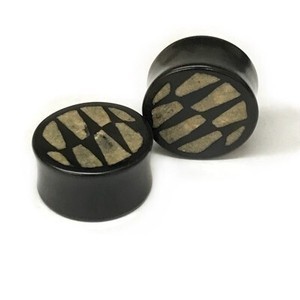 Black Dogwood Plugs with Coconut Dust Inlay - Style 5