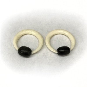 Bone Captive Rings with Oval Horn Beads