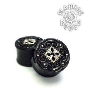 1-1/8" Mandala 6 Lattice Eyelets in Black Water Buffalo Horn with Lacquer Inlay and Silver Accents